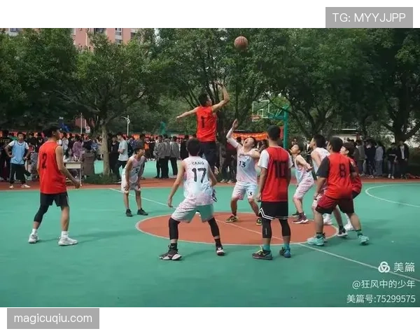 半场时间规则：中场休息长度与裁判加时判定说明